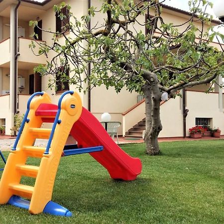 I Papaveri Apartments San Vincenzo Exterior foto