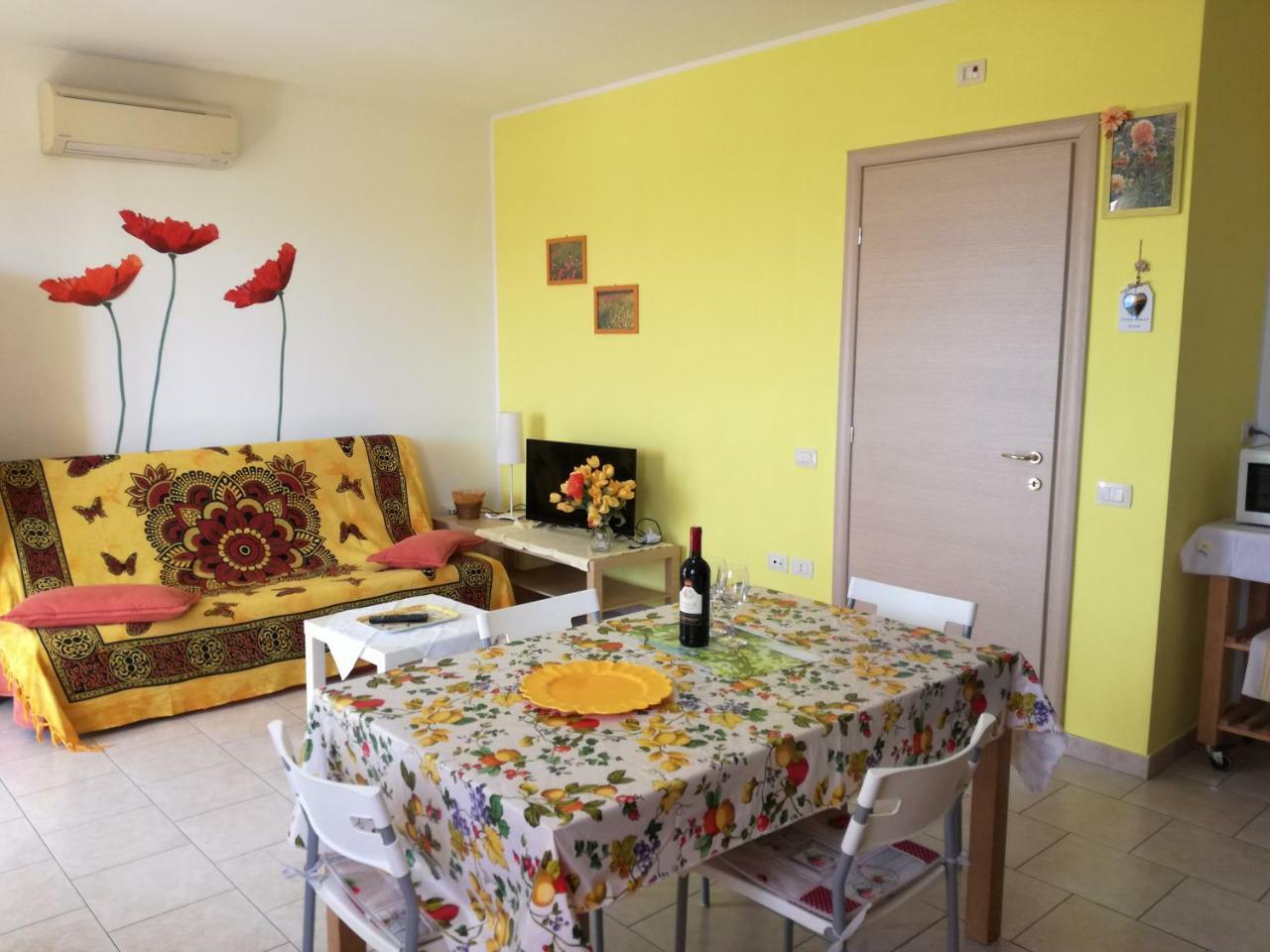 I Papaveri Apartments San Vincenzo Exterior foto
